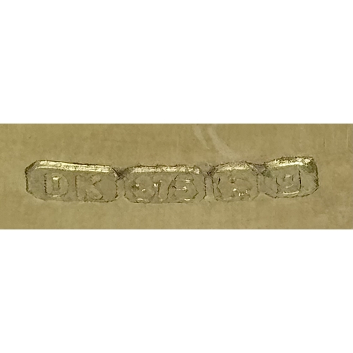 269 - A 9K Yellow Gold Amethyst Ring. Three Uruguayan Octagon Cut Amethysts - 3.505ctw. Size M 1/2. 6.53g ... 