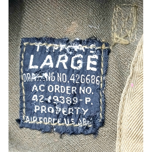 333 - WW2 USAAF A9 Topical Flying Helmet with Oxygen Mask Snaps. Size Large. With original sheepshank on t... 