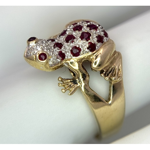 200 - A 9K YELLOW GOLD DIAMOND AND RUBY SET FROG RING. 3.6G TOTAL WEIGHT, SIZE N. Ref: SC 2048