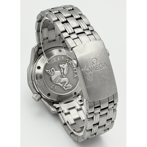 60 - An Omega Seamaster Professional Chronograph Automatic Gents Watch. Model - 210.92.44.20.01.001. Stai... 