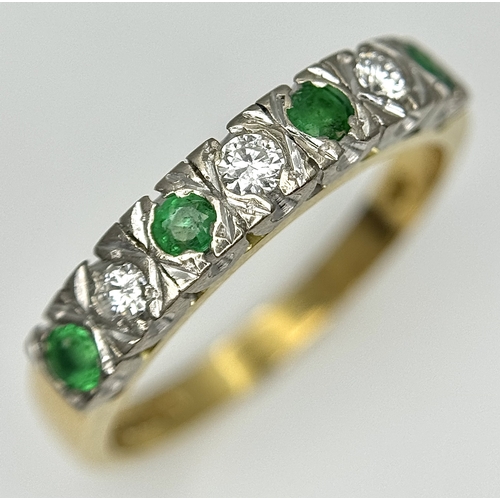 103 - AN 18K YELLOW GOLD VINTAGE DIAMOND AND EMERALD 7 STONE RING. 3.6G. SIZE N. SC-4100.