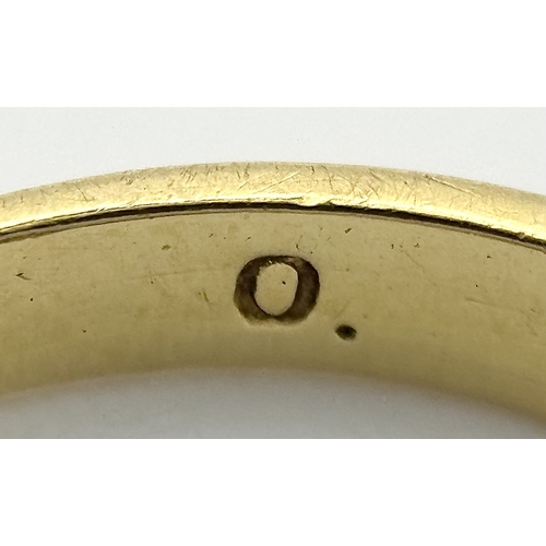 110 - AN 18K YELLOW GOLD DIAMOND AND RUBY SET RING. 2.3G. SIZE I. SC-4101.