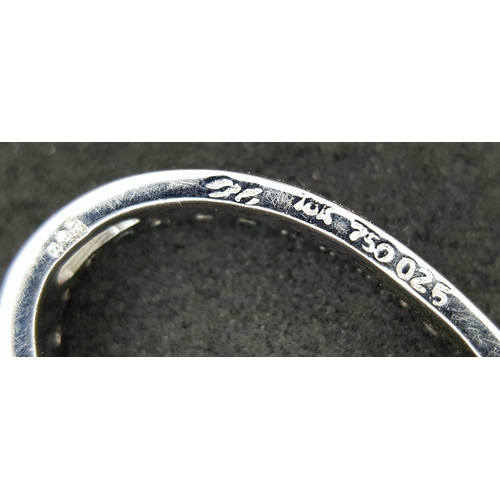 72 - AN 18K WHITE GOLD DIAMOND SET OPEN HEART PENDANT 0.25CT , 3.4G TOTAL WEIGHT, 2CM x 2CM. REF: JP 3002