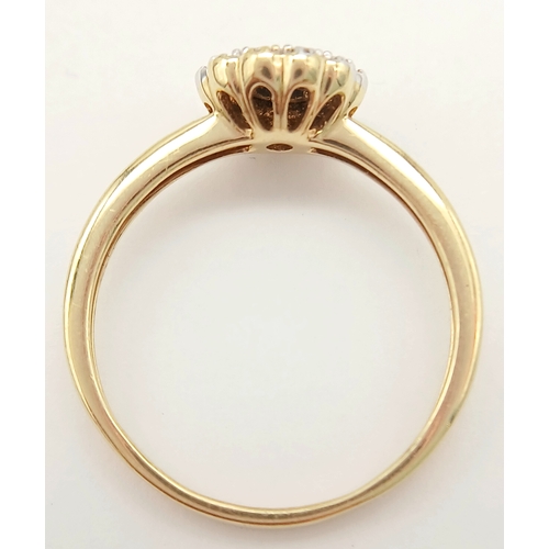 86 - AN 18K YELLOW GOLD DIAMOND & SAPPHIRE CLUSTER RING 2.5G TOTAL WEIGHT, SIZE N. REF: A/S 1210 - 1