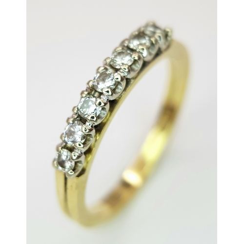 89 - AN 18K YELLOW GOLD DIAMOND 7 STONE RING. 0.25CT. 3G. SIZE M. SC-4087.