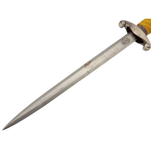 131 - Withdrawn - Reich Army Dagger by Holler of Solingen. Nice crack free pumpkin coloured handle. Overal... 