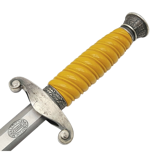 131 - Withdrawn - Reich Army Dagger by Holler of Solingen. Nice crack free pumpkin coloured handle. Overal... 