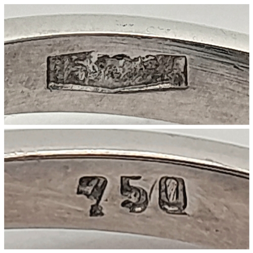 151 - An 18K WHITE GOLD FANCY FLORAL DESIGN DIAMOND SET RING. BEAUTIFUL PIECE. 4.7G TOTAL WEIGHT, SIZE R 1... 