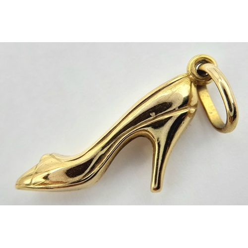128 - An Italian 9K Yellow Gold Stiletto Shoe Pendant/Charm. 2cm. 0.85g