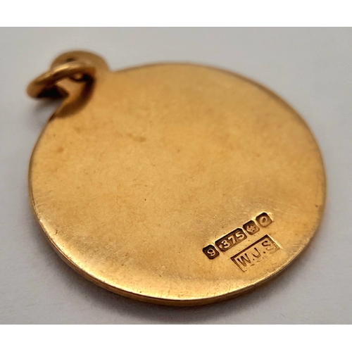176 - A 9K Yellow Gold St. Christopher Pendant. 2cm. 2.77g