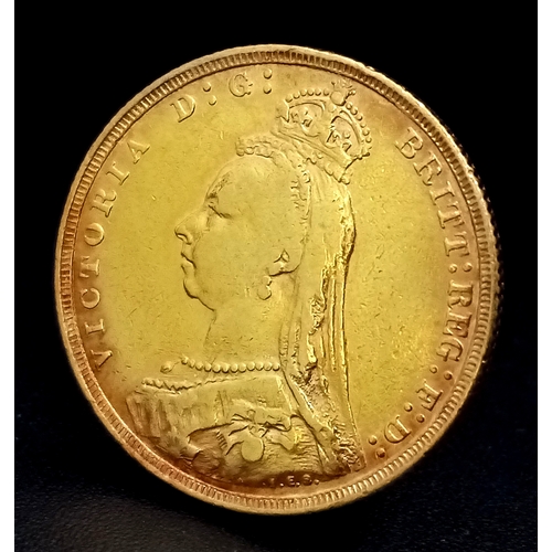 131 - An 1889 QUEEN VICTORIA JUBILEE HEAD LONDON MINT FULL SOVEREIGN COIN. 22K GOLD. REF: C 6004