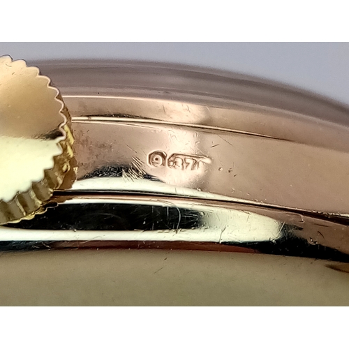 157 - A Vintage Omega 9K Gold Gents Dress Watch. 9k gold bracelet and case - 34mm. Cream dial with second ... 