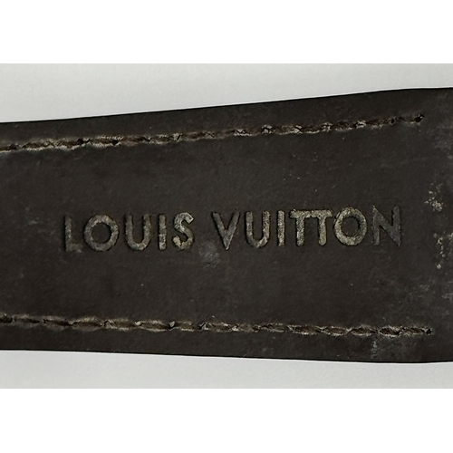 30 - A Louis Vuitton Tambour GMT Automatic Gents Watch. Brown leather strap. Stainless steel case - 39mm.... 