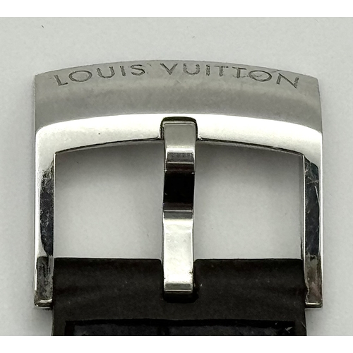 30 - A Louis Vuitton Tambour GMT Automatic Gents Watch. Brown leather strap. Stainless steel case - 39mm.... 