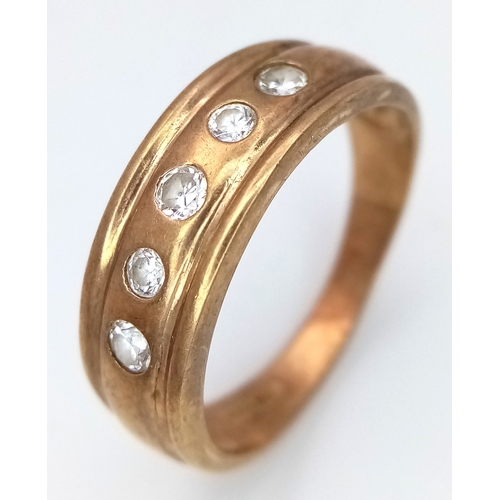 78 - A 9K Yellow Gold White Stone Set Ring. Size P. 2.95g.