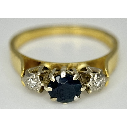 138 - A VINTAGE 18K YELLOW GOLD DIAMOND & SAPPHIRE RING. TOTAL WEIGHT 3.8G. SIZE N. SPSA 2021