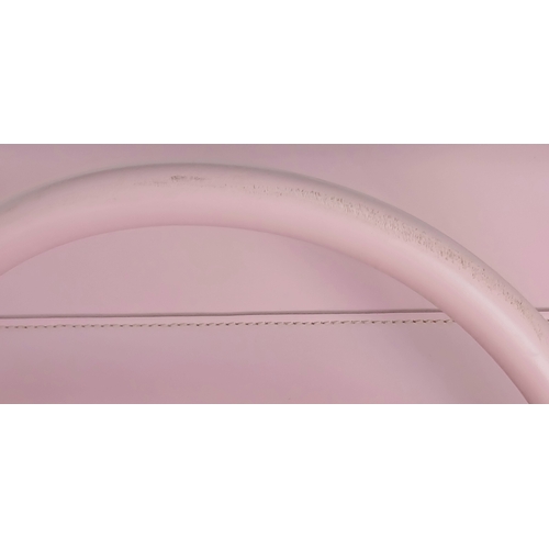 73 - An Ultra Rare Alfred Dunhill Overnight Bag in Shocking Pink! Coated pink leather exterior. Spacious ... 