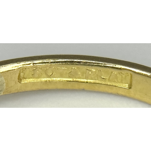 134 - A VINTAGE 18K YELLOW GOLD, PLATINUM, DIAMOND AND SAPPHIRE RING. TOTAL WEIGHT 3.1G. SIZE K. SC 8067