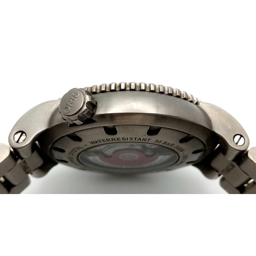 95 - AUTOMATIC ORIS DIVERS WATCH. 300M WATER RESISTANT WITH DATE FUNCTION. MODEL 7562P. IN FULL WORKING O... 