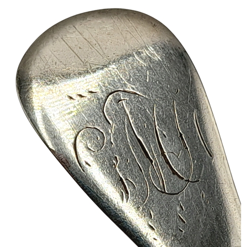 154 - Antique GEORGE III SILVER CADDY SPOON. Fully hallmarked.