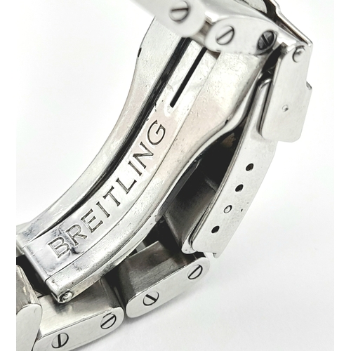 62 - A Breitling Colt Automatic Gents Watch. Model A32350. Stainless steel bracelet and case - 40mm. Crea... 