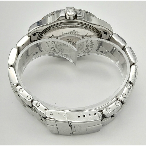 62 - A Breitling Colt Automatic Gents Watch. Model A32350. Stainless steel bracelet and case - 40mm. Crea... 