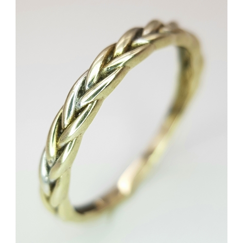 722 - A gilded silver twisted rope band ring, total weight 1.4G, size Q.