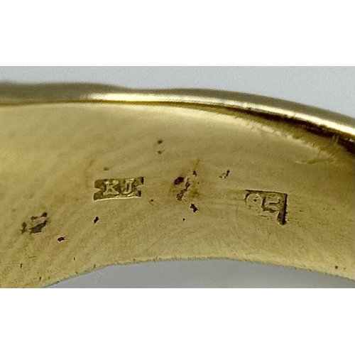 194 - A 14K YELLOW GOLD DIAMOND SET RING - 0.95CTW. 15.8G. SIZE Q. SPSA-1006.