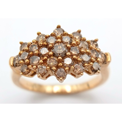 215 - A STUNNING 9K YELLOW GOLD CHAMPAGNE DIAMOND SET CLUSTER RING, 0.50CT DIAMOND WEIGHT. TOTAL WEIGHT 3.... 