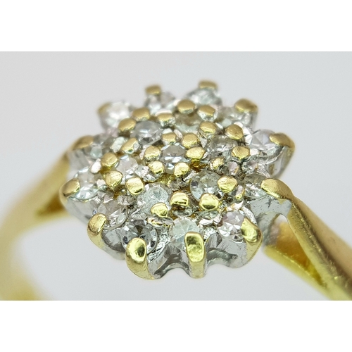 236 - AN 18K YELLOW GOLD DIAMOND CLUSTER RING, DIAMONDS WEIGHT 0.15CT. TOTAL WEIGHT 2.7G. SIZE O. SC 9054