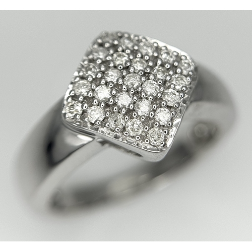 159 - A 14K WHITE GOLD DIAMOND RING. DIAMOND WEIGHT 0.25CT. TOTAL WEIGHT 4G. SIZE J. 8851