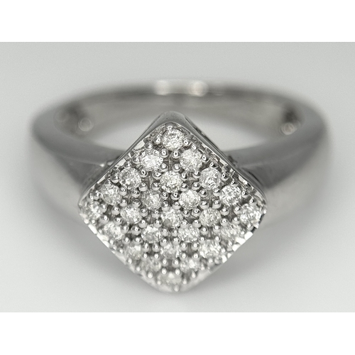 159 - A 14K WHITE GOLD DIAMOND RING. DIAMOND WEIGHT 0.25CT. TOTAL WEIGHT 4G. SIZE J. 8851