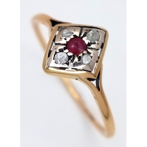 545 - AN 18K YELLOW GOLD VINTAGE DIAMOND AND RUBY RING. TOTAL WEIGHT 1.7G. SIZE T. SC 9048