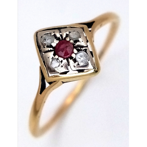 545 - AN 18K YELLOW GOLD VINTAGE DIAMOND AND RUBY RING. TOTAL WEIGHT 1.7G. SIZE T. SC 9048
