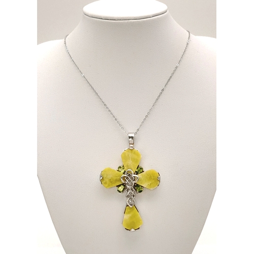 599 - A Beautiful Sterling Silver Serpentine and Peridot Cross Pendant, set on Necklace with 46cm Length C... 