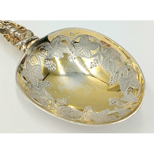 623 - Fully hallmarked 1900  SILVER ANOINTING TABLESPOON. Beautifully decorated and Gilded bowl. Intricate... 