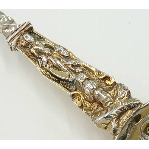 623 - Fully hallmarked 1900  SILVER ANOINTING TABLESPOON. Beautifully decorated and Gilded bowl. Intricate... 