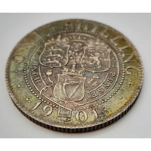 660 - A Queen Victoria 1901 Silver Shilling Coin. EF.