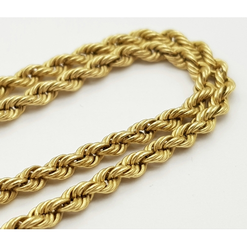 207 - A 9K GOLD TWIST LINK NECKLACE  .     2.4gms     40cms