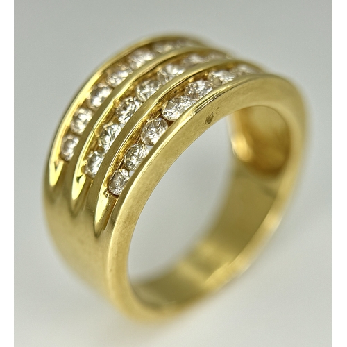 846 - AN 18K YELLOW GOLD TRIPPLE ROW DIAMOND RING. 1CT DIAMOND WEIGHT. TOTAL WEIGHT 7.9G. SIZE O. SPSA 100... 