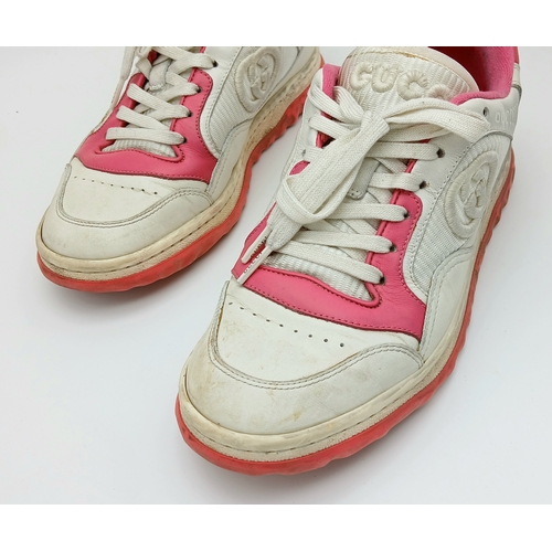 783 - A retro-style pair of Gucci MAC80 leather pink and white female sneakers. Size 38 Ref J111.