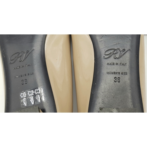 769 - A pair of Roger Vivier Belle Vivier patent leather pumps. Features a signature square toe with a lar... 