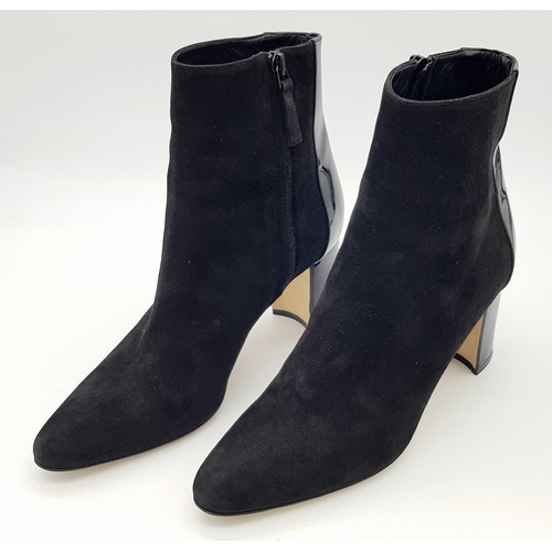 762 - A Pair of Manolo Blahnik Black Suede Ankle Boots with Patent Leather Block Heels. Pointed-toe ankle ... 