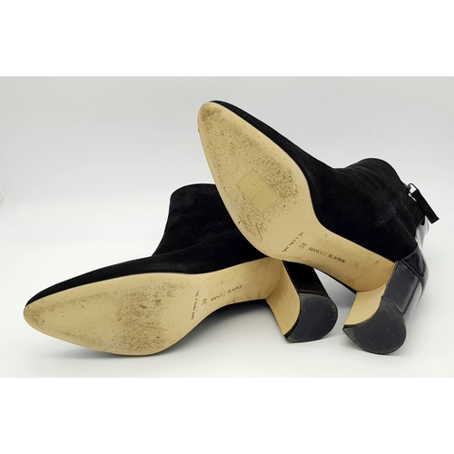 762 - A Pair of Manolo Blahnik Black Suede Ankle Boots with Patent Leather Block Heels. Pointed-toe ankle ... 