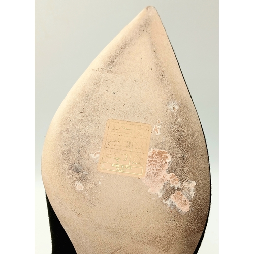 622 - A pair of Jimmy Choo classic black suede pointed Romy heels. Size 35/UK size 2.5. In a good conditio... 