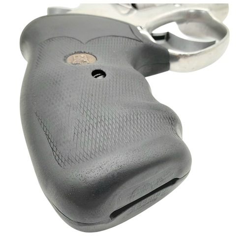 823 - A Deactivated Smith and Wesson 38 Special Revolver. Comes with an EU deactivation certificate. UK/EU... 