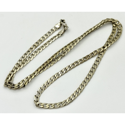 927 - A vintage sterling silver curb link necklace. Total weight 13G. Total length 62cm.