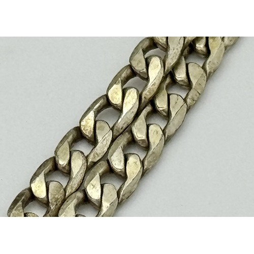 927 - A vintage sterling silver curb link necklace. Total weight 13G. Total length 62cm.