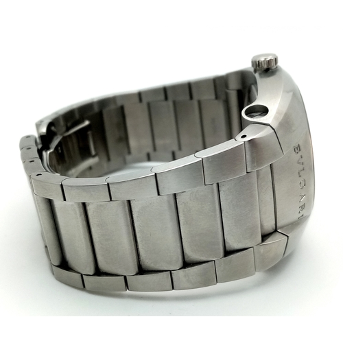 801 - A Bulgari Ergon EG 40S Automatic Gents Watch. Stainless steel bracelet and case - 42mm. Black dial w... 