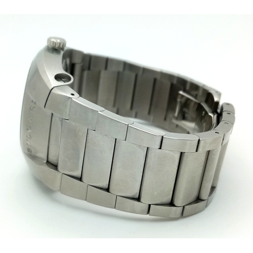 801 - A Bulgari Ergon EG 40S Automatic Gents Watch. Stainless steel bracelet and case - 42mm. Black dial w... 